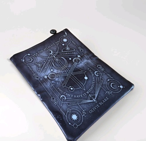 The atlas six padded - atlas,